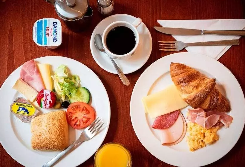 Fotos del hotel Beverly Hills Hotel:  4