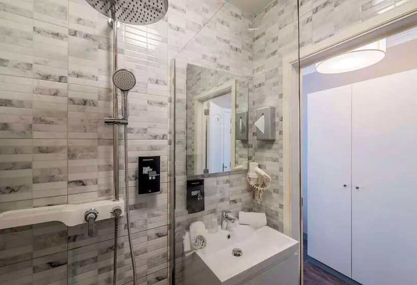 Fotos del hotel Beverly Hills Hotel:  11