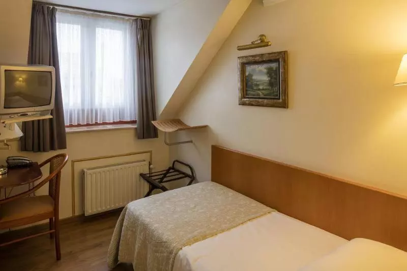 Fotos del hotel Beverly Hills Hotel:  8