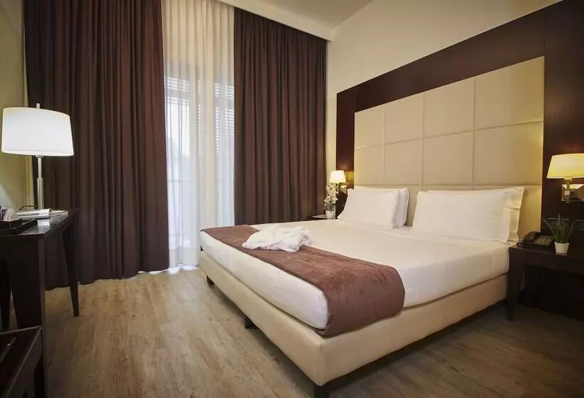 Fotos del hotel Ih Hotels Milano Watt 13:  24