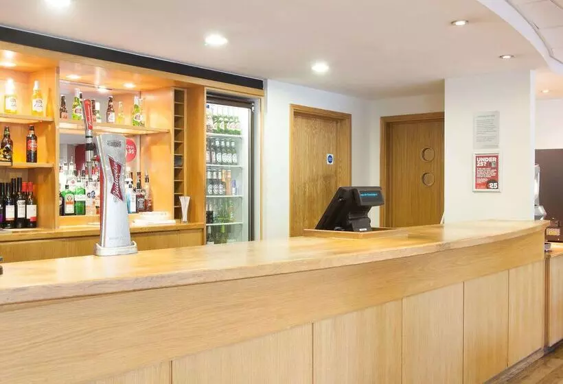 Fotos del hotel Travelodge Bournemouth:  2