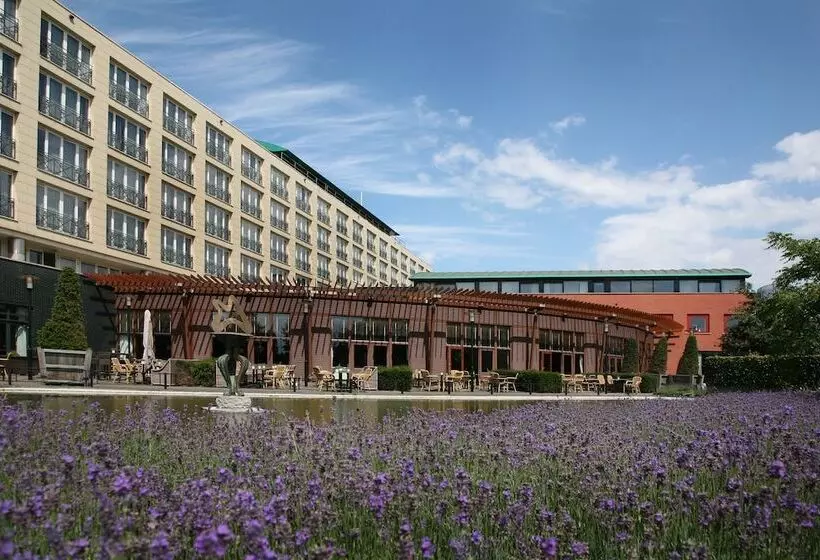 Fotos del hotel Van Der Valk Maastricht:  7