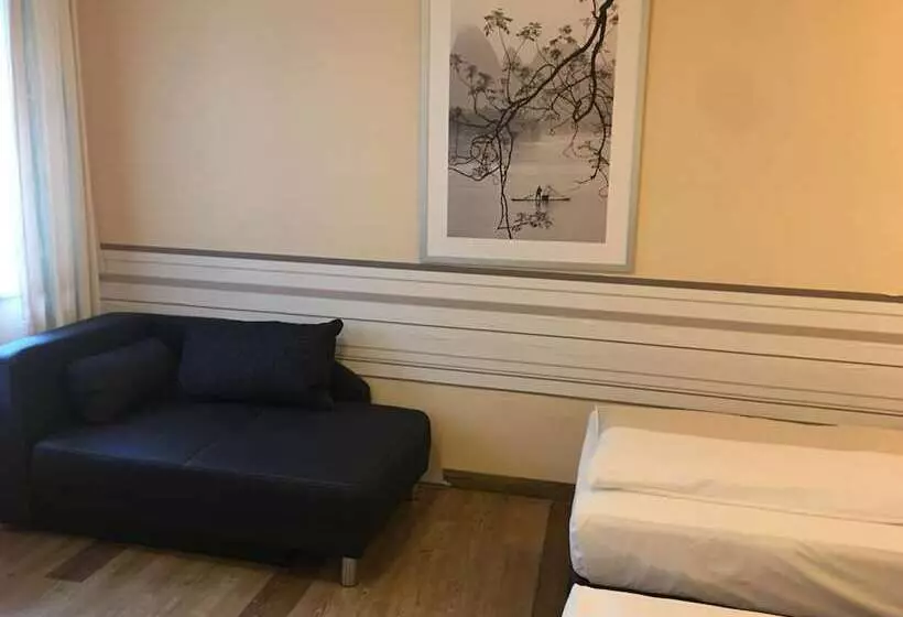 Fotos del hotel Altdüsseldorf:  2