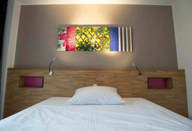 Fotos del hotel Fab:  8