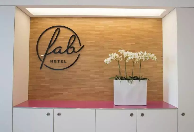 Fotos del hotel Fab:  4