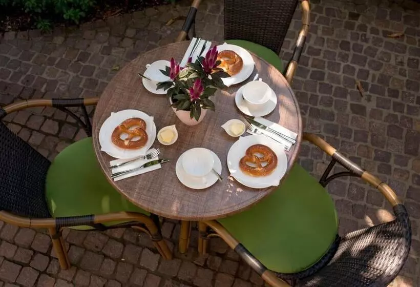 Fotos del hotel Fab:  21