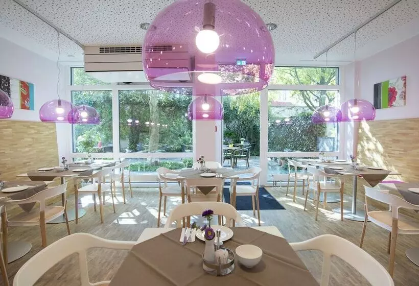 Fotos del hotel Fab:  9