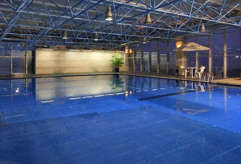 Fotos del hotel Howard Johnson Pearl Plaza Wuhan:  2