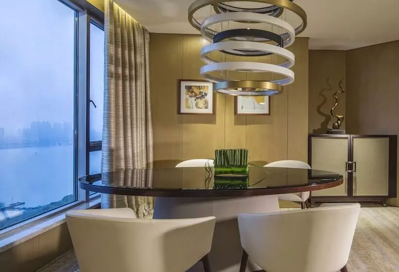 Fotos del hotel Howard Johnson Pearl Plaza Wuhan:  12