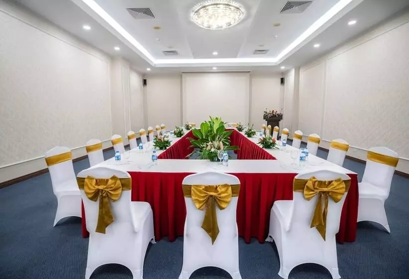 Fotos del hotel Halong Dream Hotel:  7