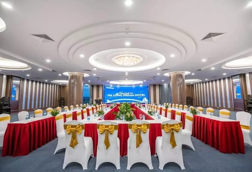 Fotos del hotel Halong Dream Hotel:  15