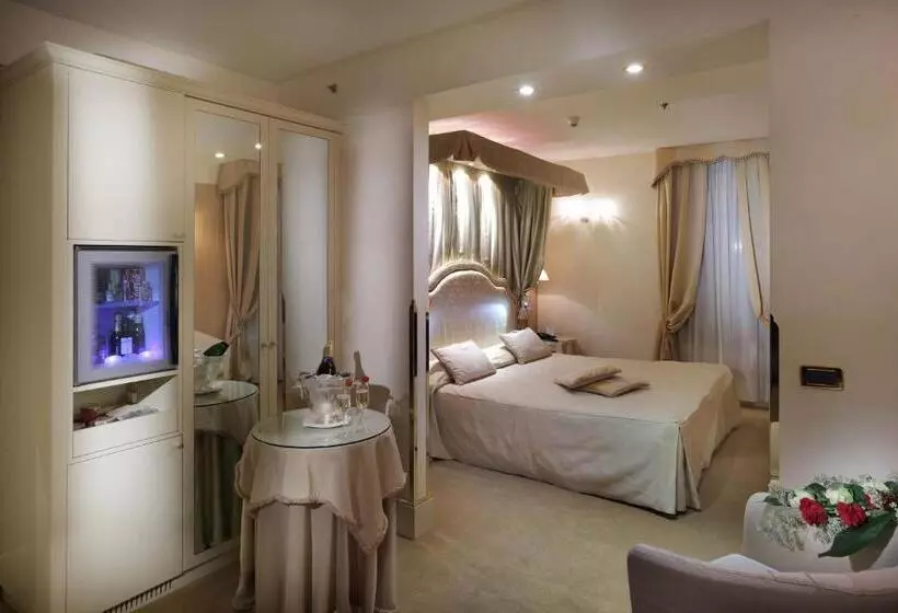 Fotos del hotel A La Commedia:  24