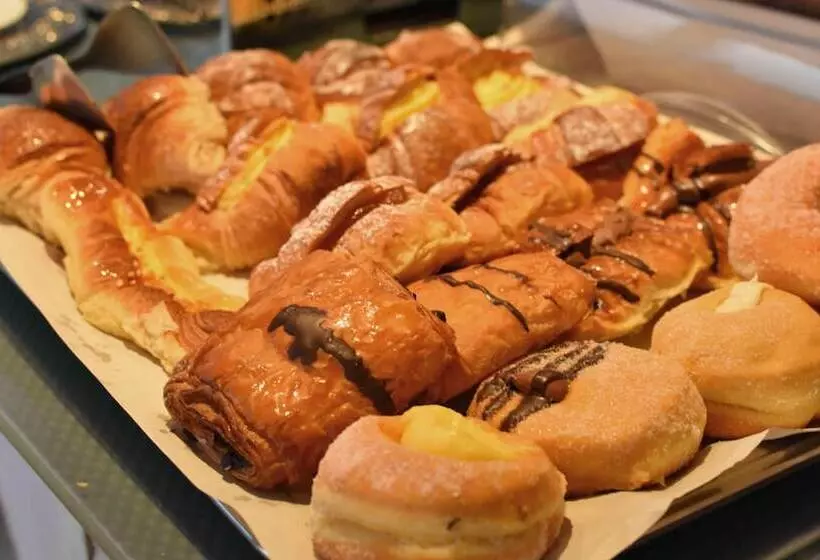 Fotos del hotel Canova:  2