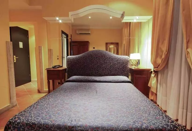 Fotos del hotel Canova:  6