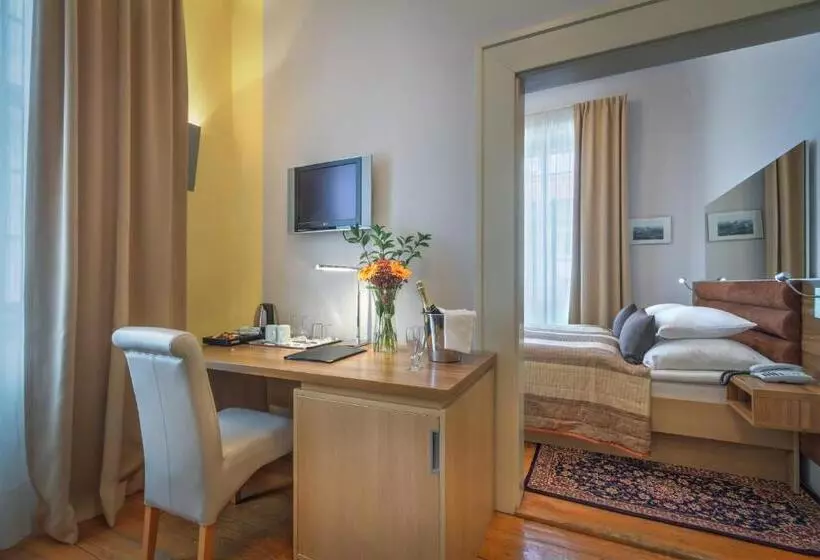 Fotos del hotel Monastery:  14