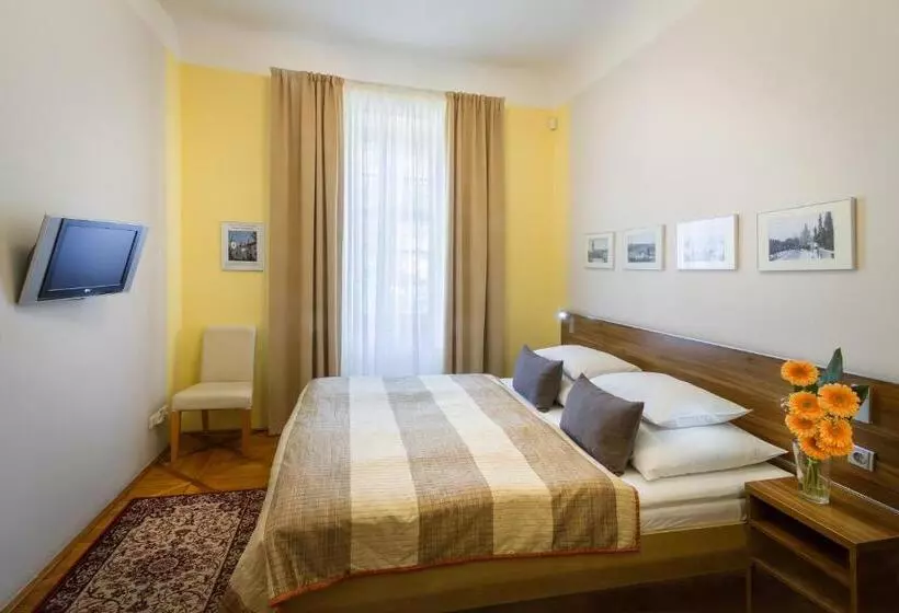 Fotos del hotel Monastery:  13