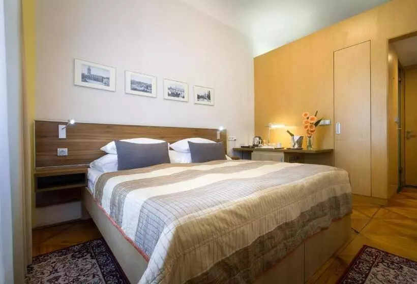 Fotos del hotel Monastery:  12