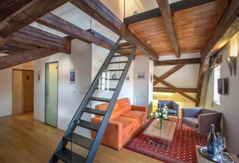 Fotos del hotel Monastery:  25