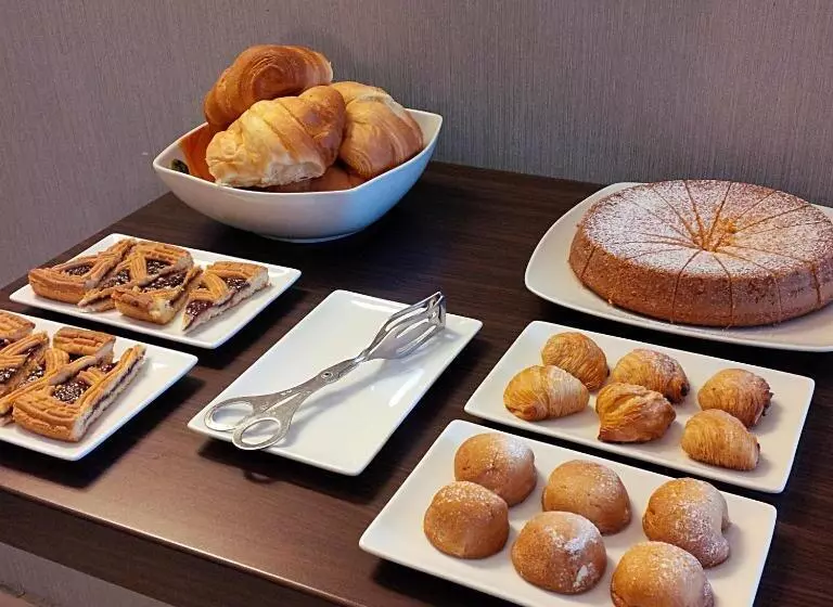 Fotos del hotel Napolit Amo  Medina:  14