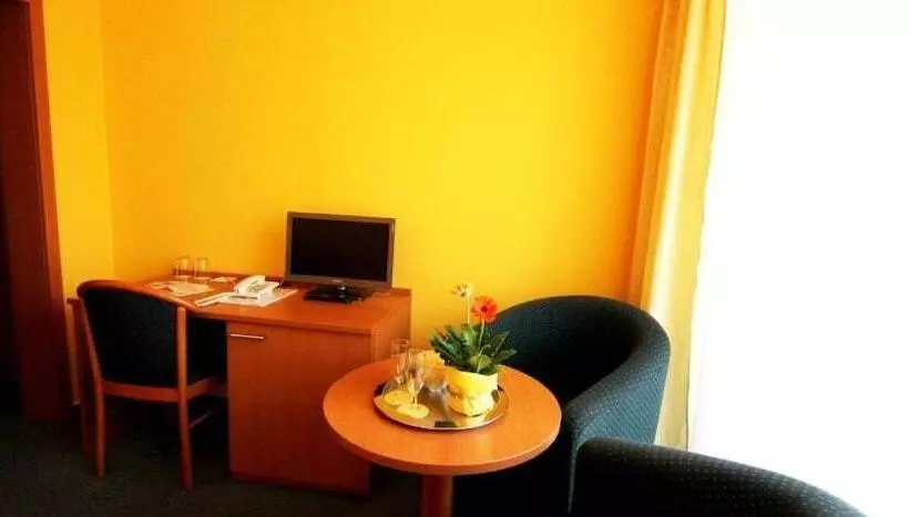 Fotos del hotel Meritum:  16