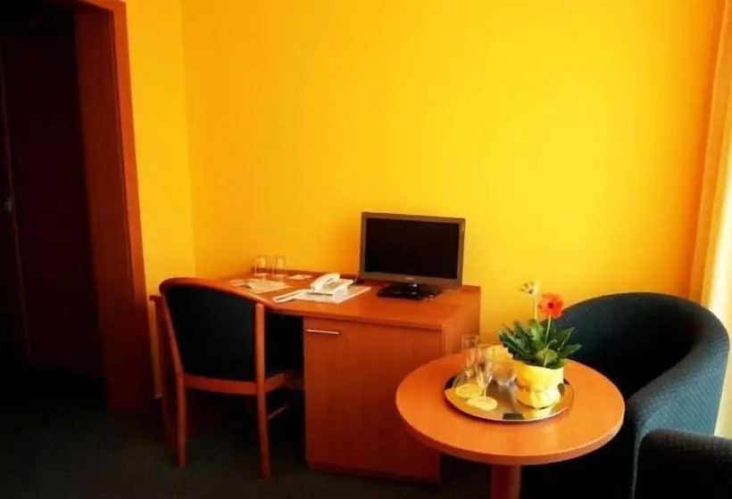 Fotos del hotel Meritum:  10