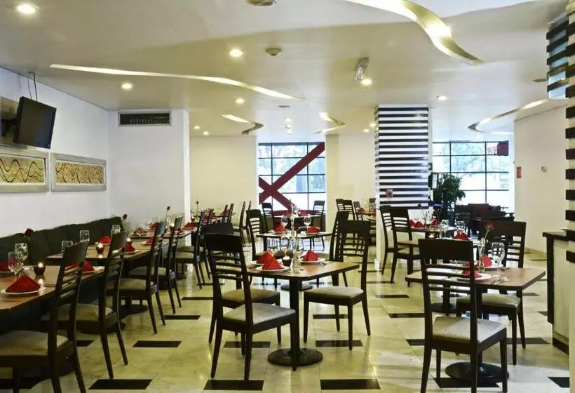 Fotos del hotel & Suites Pf:  10