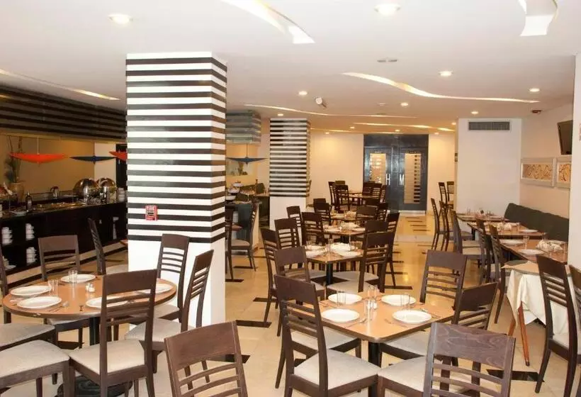 Fotos del hotel & Suites Pf:  14