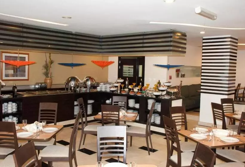 Fotos del hotel & Suites Pf:  12