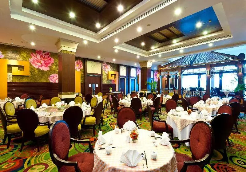 Fotos del hotel Grand Pacific Sovereign Resort & Spa:  22