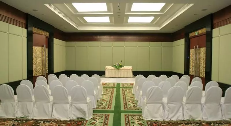 Fotos del hotel Grand Pacific Sovereign Resort & Spa:  5