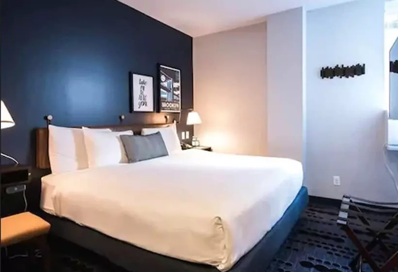 U Hotel Fifth Avenue