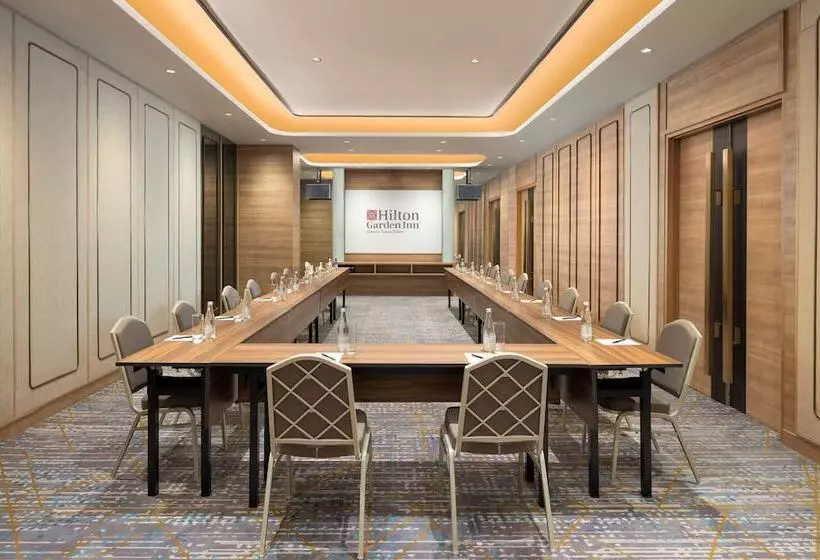 Fotos del hotel Hilton Garden Inn Jakarta Taman Palem:  14
