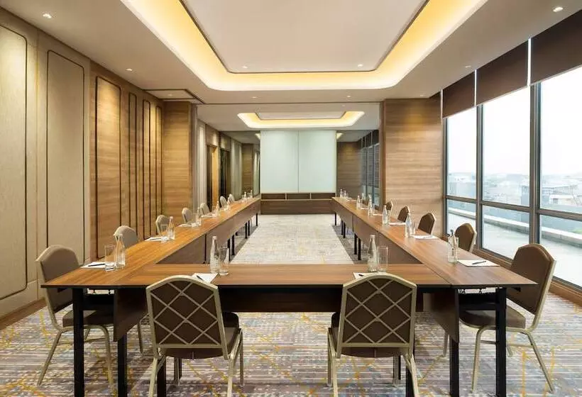 Fotos del hotel Hilton Garden Inn Jakarta Taman Palem:  17