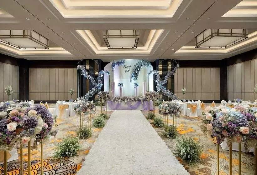 Fotos del hotel Hilton Garden Inn Jakarta Taman Palem:  13