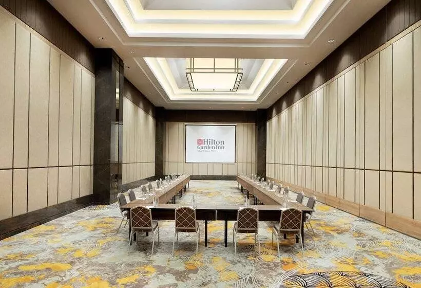 Fotos del hotel Hilton Garden Inn Jakarta Taman Palem:  4