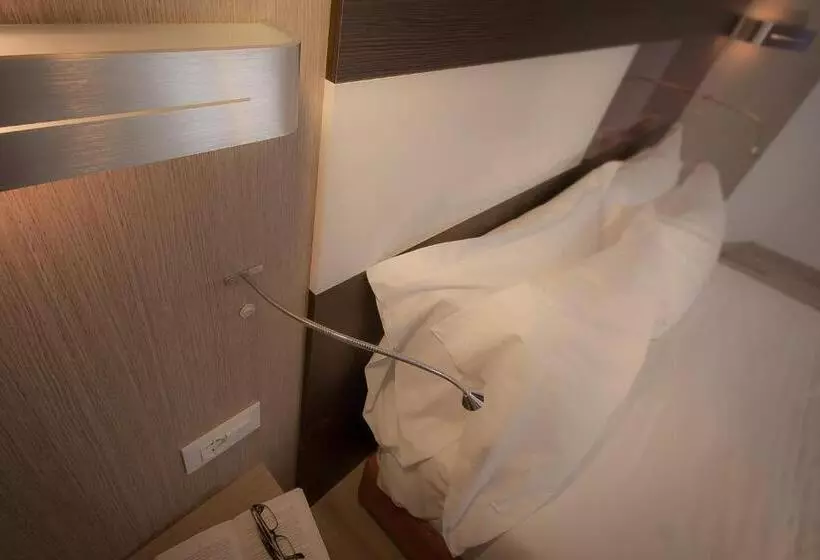 Fotos del hotel Genius Hotel Downtown:  25