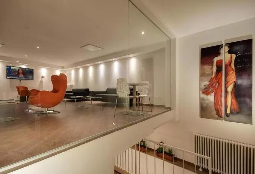 Fotos del hotel Genius Hotel Downtown:  3