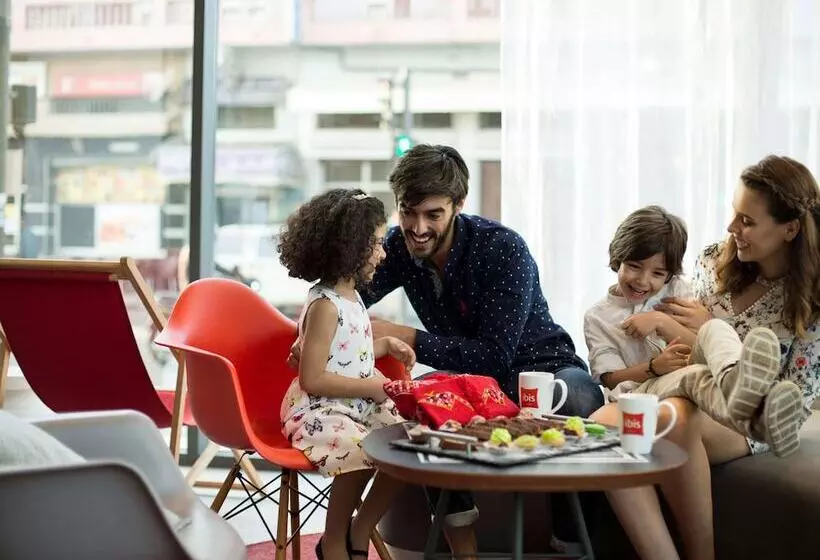 Fotos del hotel Ibis Casa Voyageurs:  24