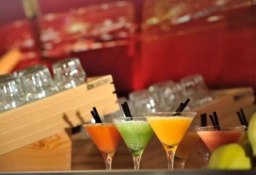 Fotos del hotel Ibis Casa Voyageurs:  8