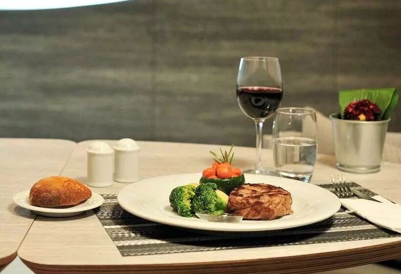 Fotos del hotel Ibis Casa Voyageurs:  21