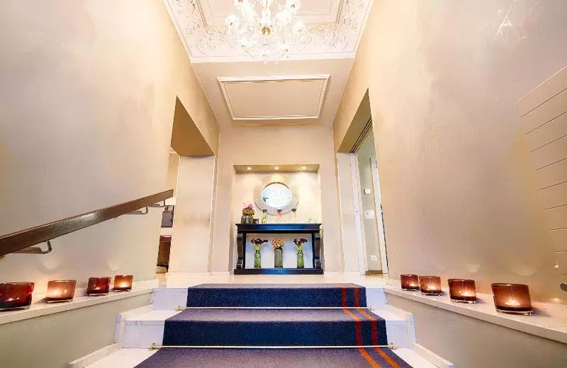 Fotos del hotel Alden Suite Hotel Splügenschloss Zurich:  2