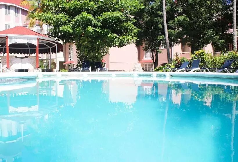 Fotos del hotel Fisherman Point Beach Resort:  3