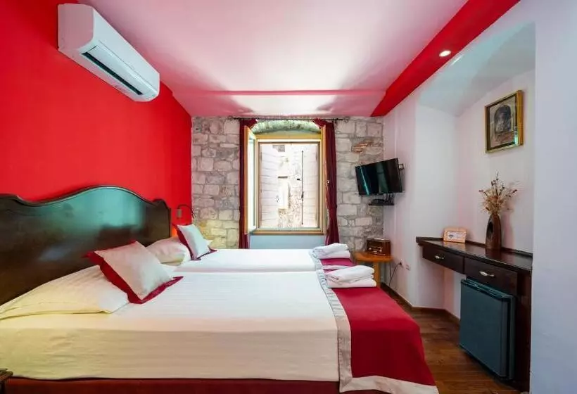 Fotos del hotel Heritage Hotel Tragos:  4