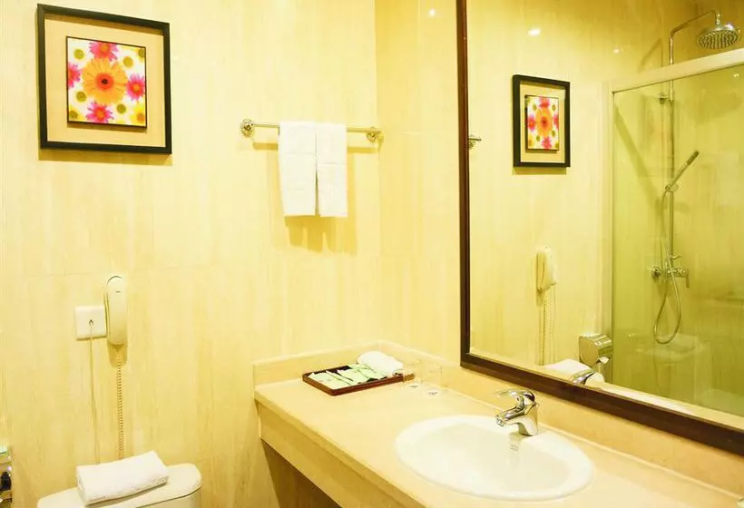 Fotos del hotel Raystar:  6