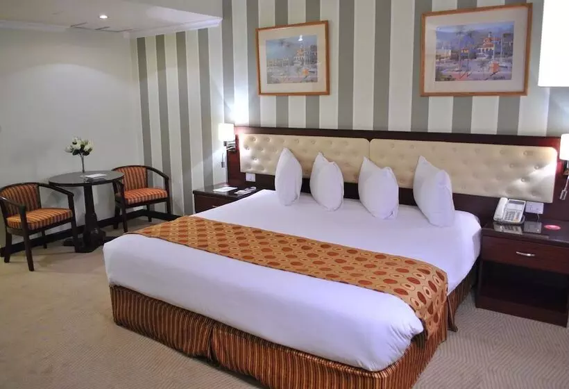 Fotos del hotel Larsa:  8