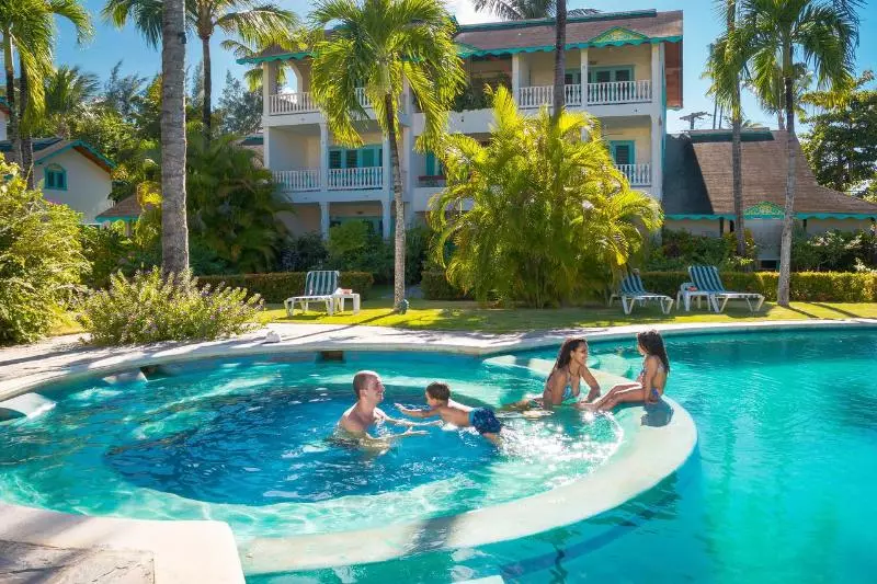 Fotos del hotel Playa Colibri:  16