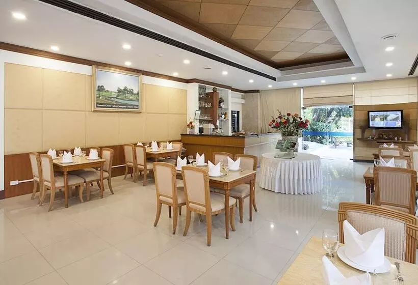 Fotos del hotel Summit Pavilion:  5