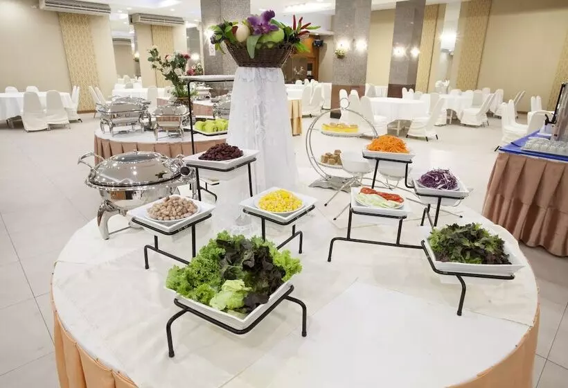 Fotos del hotel Summit Pavilion:  17