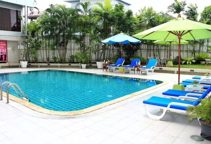 Fotos del hotel Summit Pavilion:  2