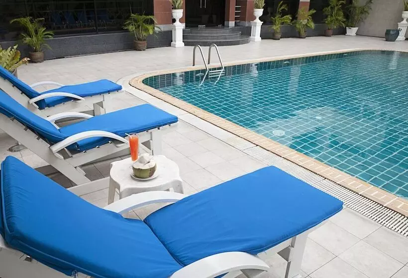 Fotos del hotel Summit Pavilion:  11